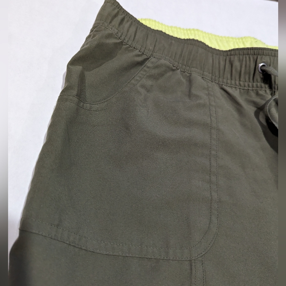 Tek Gear Elements Series Olive Green Activewear Capri Pant Size Large Like New - Picture 5 of 12